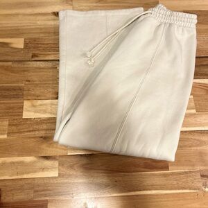 Zara Cream StraightLeg Sweatpants